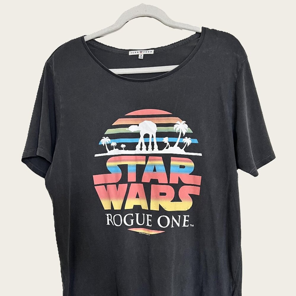 Junk Food Clothing Star Wars Rouge One T-Shirt Size M Disney Parks